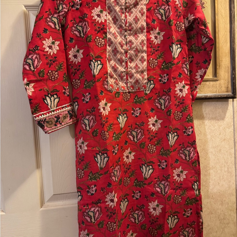 Floral Red Kurta with Embroidered Details